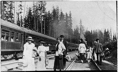 The Railroad Built Pacific Northwest - Seattle To Walla Train